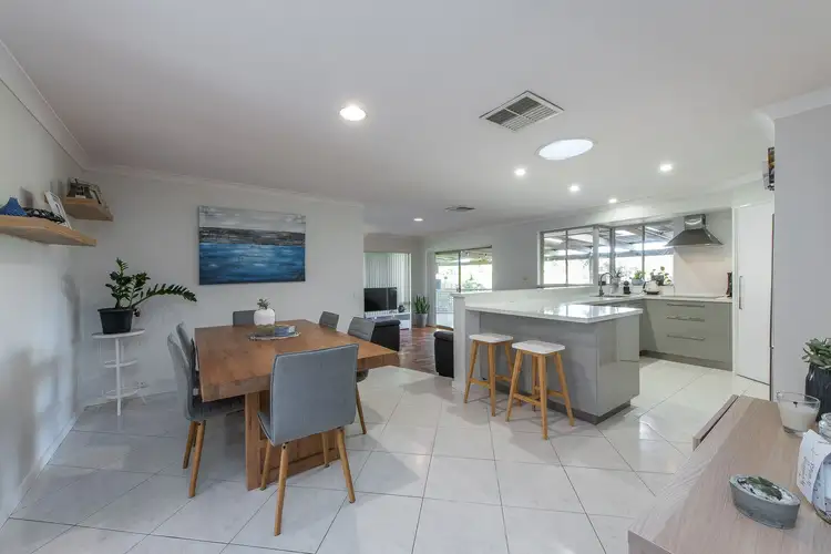 4 Gradient Way, Beldon WA 6027