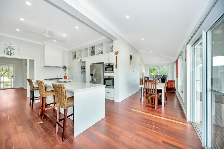 16 Thatcher Street, Waroona WA 6215