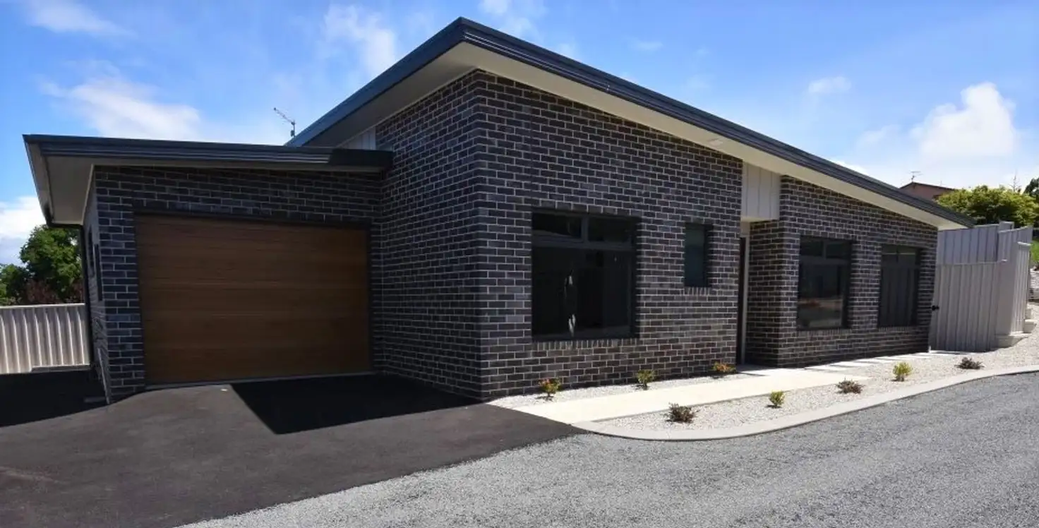 Main view of Homely unit listing, 2/39 Parsonage St, Deloraine TAS 7304