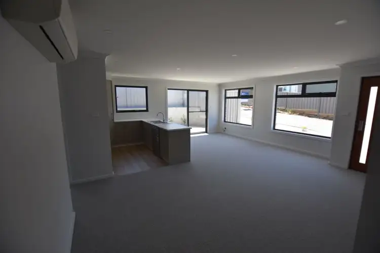 Fourth view of Homely unit listing, 2/39 Parsonage St, Deloraine TAS 7304