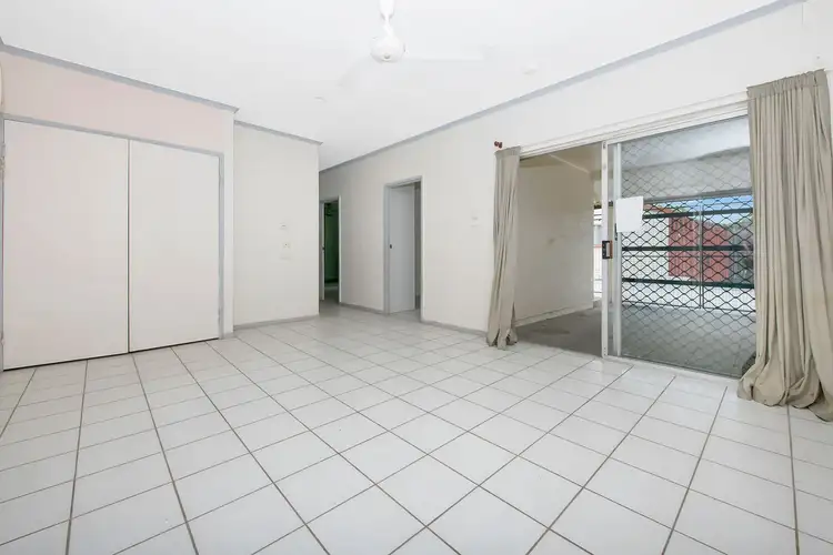 Fifth view of Homely unit listing, 4/43 Surrey Street, Hyde Park QLD 4812