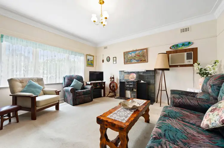 Second view of Homely house listing, 20 Gladstone Road, Briar Hill VIC 3088