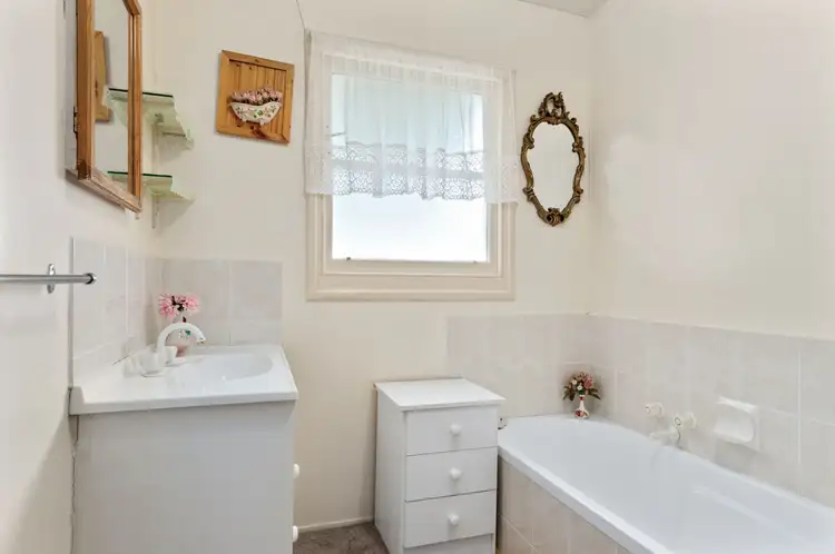 Sixth view of Homely house listing, 20 Gladstone Road, Briar Hill VIC 3088
