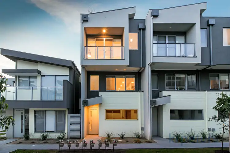 4 Lofty Court, Officer VIC 3809
