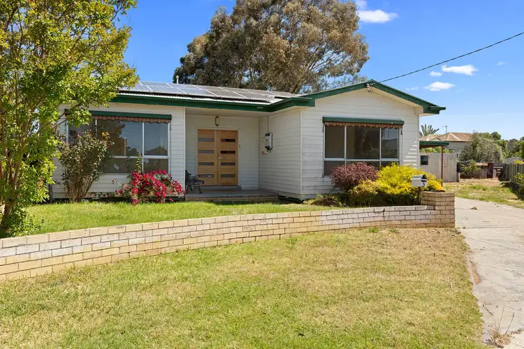 Second view of Homely house listing, 3 Broad Court, Kangaroo Flat VIC 3555