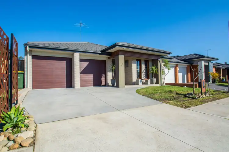 9 Loch Avenue, Glenmore Park NSW 2745
