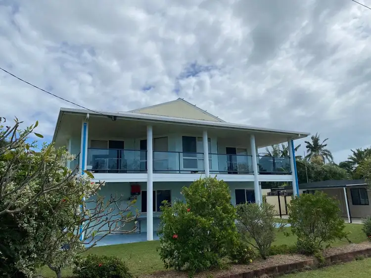 31 Poole Street, Sarina Beach QLD 4737