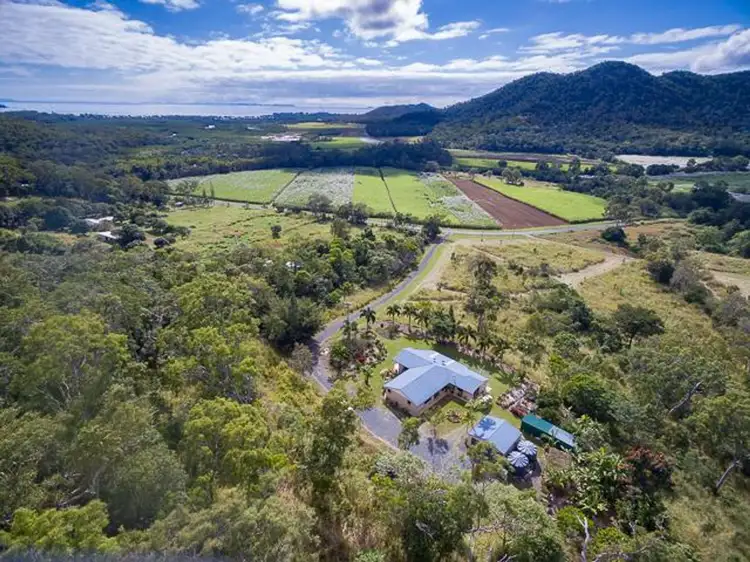 116 Cape Hillsborough Road, Ball Bay QLD 4741
