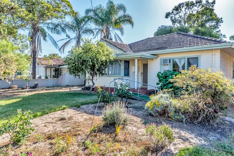 39 Congdon Avenue, Pinjarra WA 6208