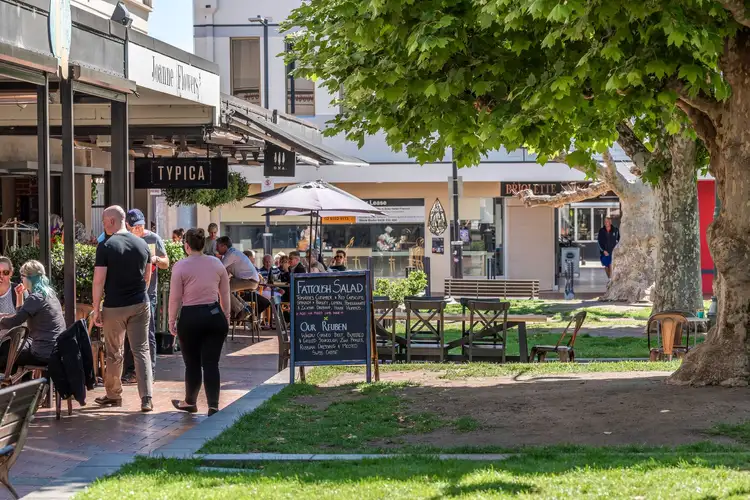 Fifth view of Homely house listing, 12 Walker Crescent, Griffith ACT 2603