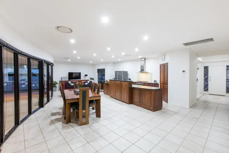 Fifth view of Homely house listing, 3 Cambridge Terrace, Mildura VIC 3500