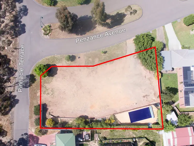 14 Penzance Avenue, Golden Square VIC 3555