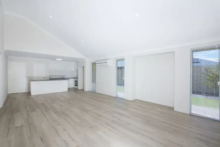 Sixth view of Homely house listing, 6 Sherwood Link, Ravenswood WA 6208