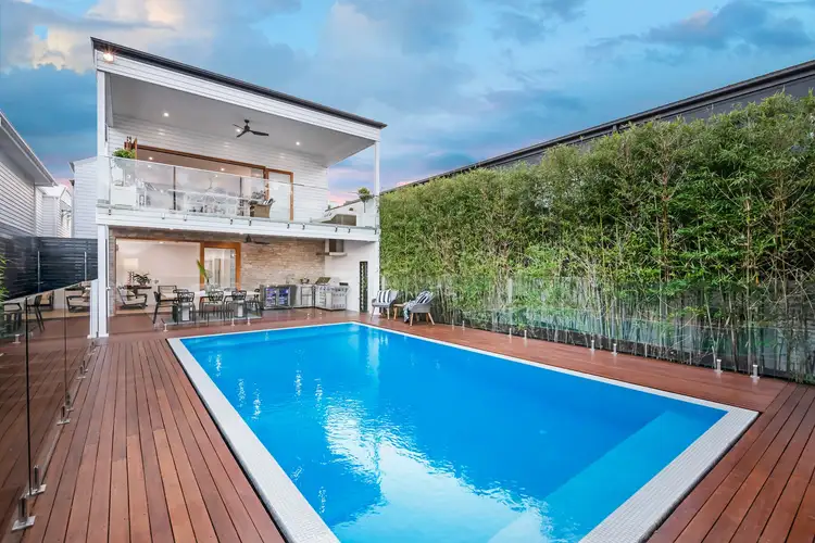 13 Shakespeare Street, Bulimba QLD 4171