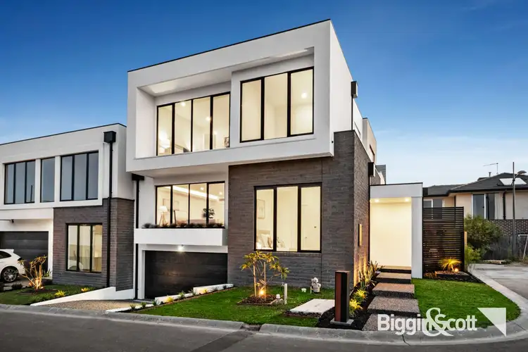 25 Morello Circle, Doncaster East VIC 3109