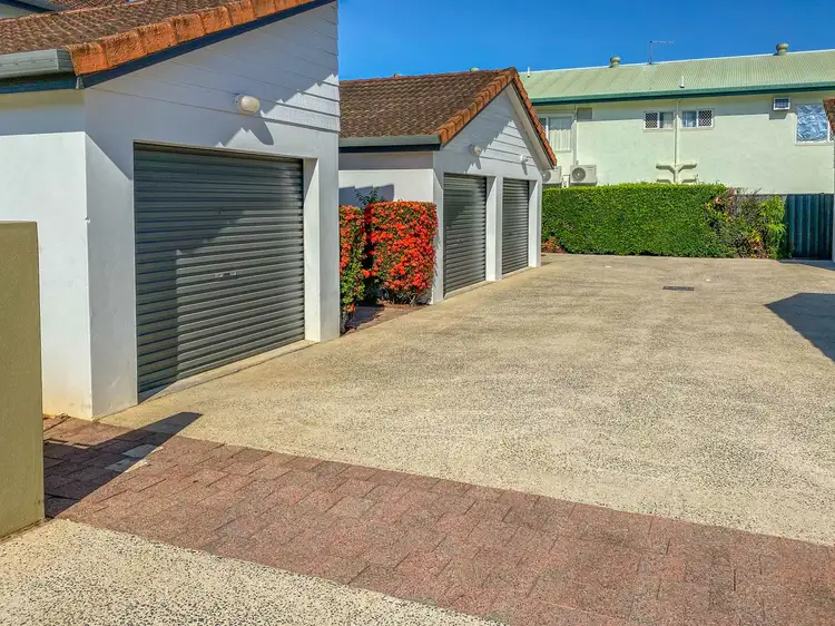 3/2 Cavanagh Street, Woree QLD 4868