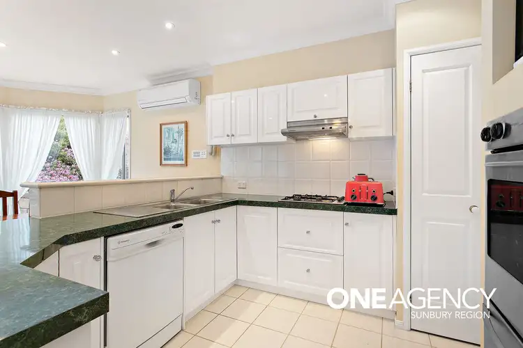 Fifth view of Homely house listing, 190 Reservoir Road, Sunbury VIC 3429