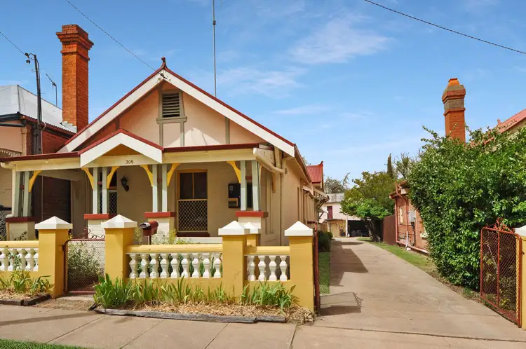 305 Russell Street, Bathurst NSW 2795