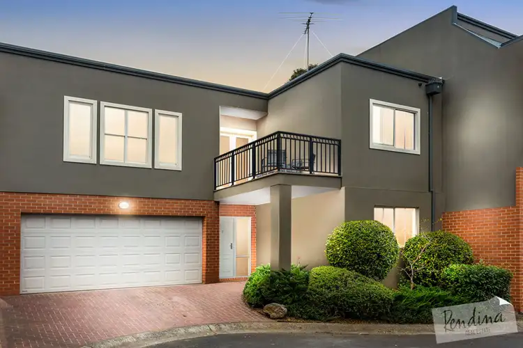 7/120 Newman Street, Kensington VIC 3031