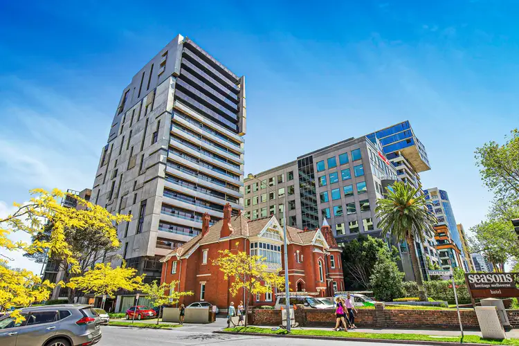 Third view of Homely serviced apartment listing, 1132/572 St Kilda Road, Melbourne VIC 3004