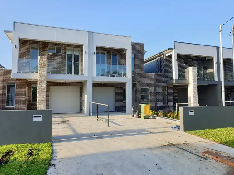32 Mittiamo St, Canley Heights NSW 2166
