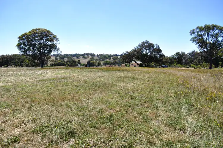 98 Red Hill Road, Bowning NSW 2582