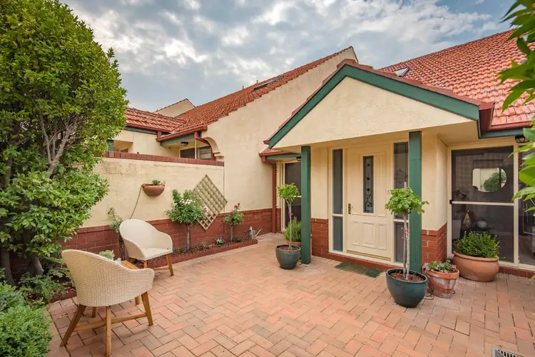 9/32 Gooreen Street, Braddon ACT 2612