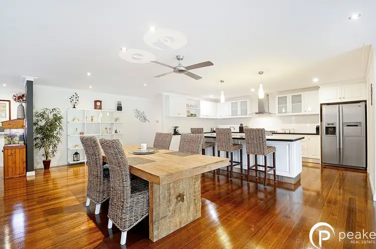 Second view of Homely house listing, 6 Bayliss Court, Berwick VIC 3806