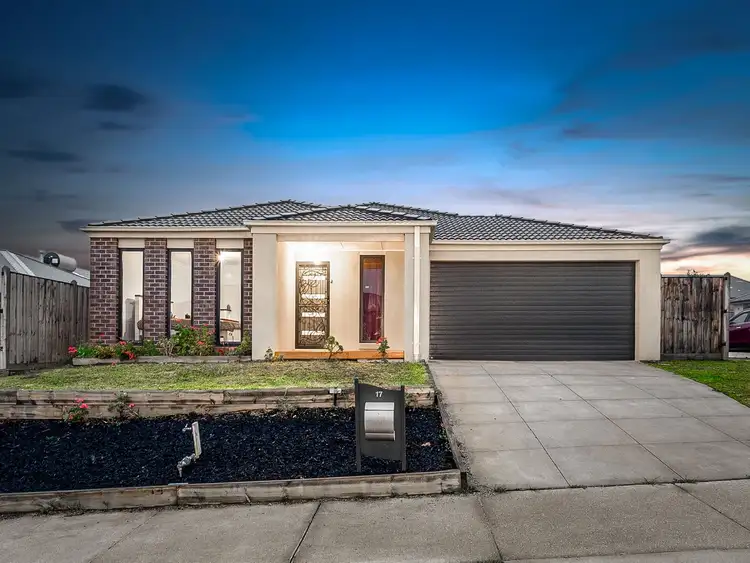 Main view of Homely house listing, 17 Sunnybank Way, Pakenham VIC 3810