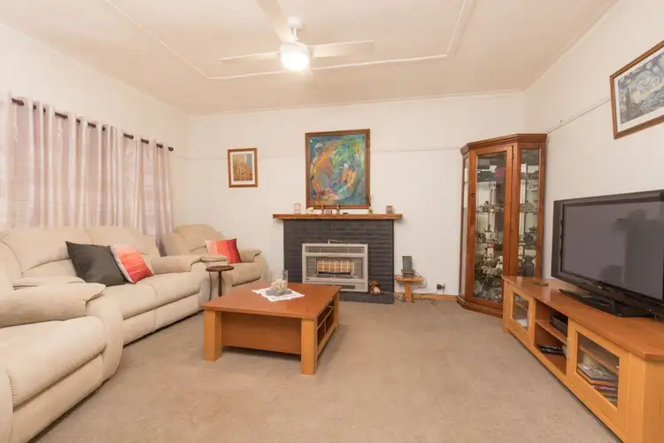 Fourth view of Homely house listing, 10 Waltham Avenue, Mildura VIC 3500