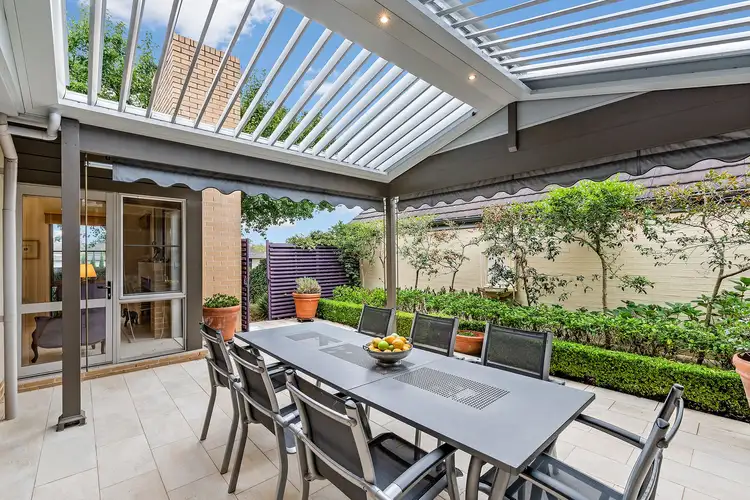 8 Stratton Place, Turramurra NSW 2074