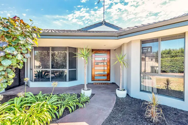 2 Ash Court, Halls Head WA 6210