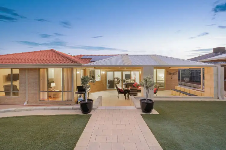 2 Millstream Rise, Hillarys WA 6025