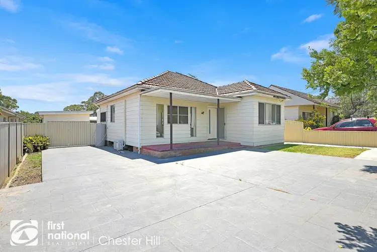 14 Chifley Avenue, Sefton NSW 2162