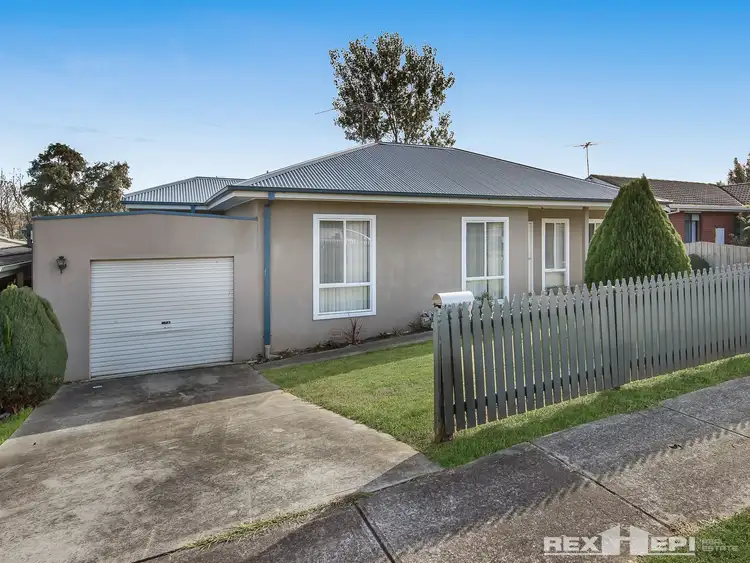 Unit 1/25 Henshall Street, Warragul VIC 3820