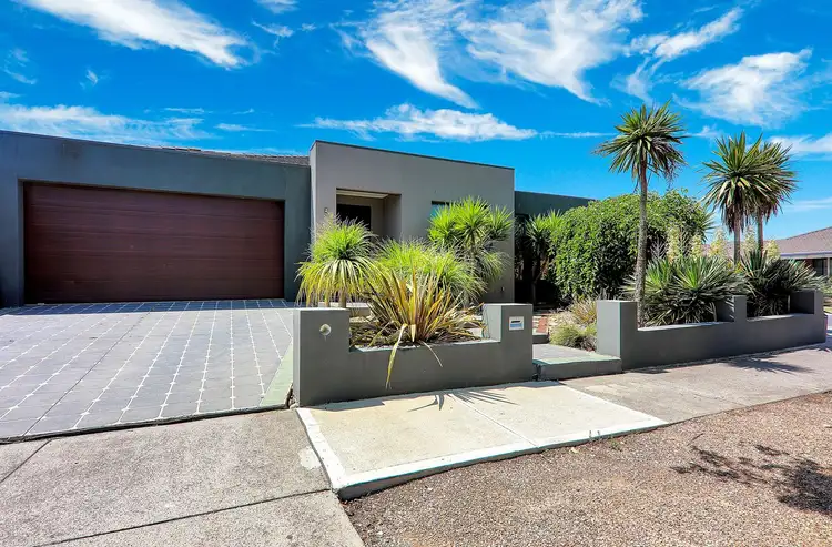 Main view of Homely house listing, 2 Peartree Court, Roxburgh Park VIC 3064