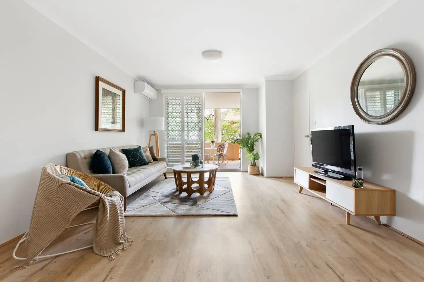 Main view of Homely unit listing, 1/3 Robert Street, Artarmon NSW 2064