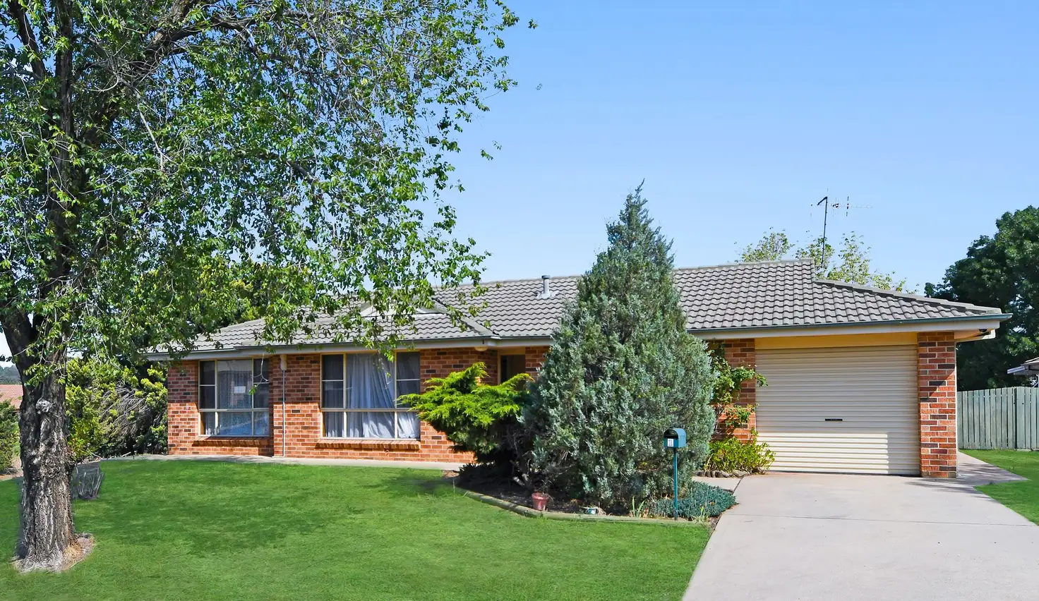 Main view of Homely house listing, 1 Elm Place, Kelso NSW 2795