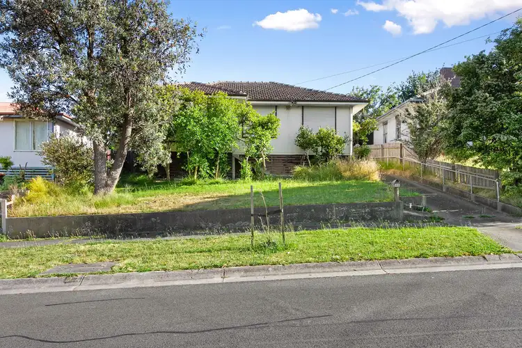 27 Robertson Street, Morwell VIC 3840