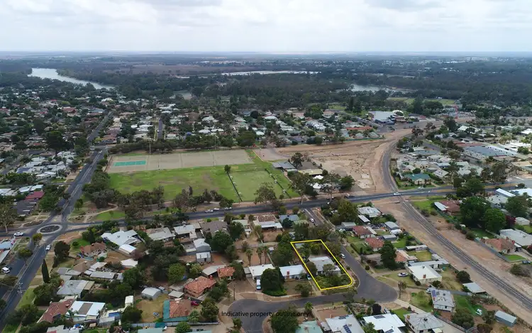 Third view of Homely house listing, 2 Jenkins Place, Mildura VIC 3500
