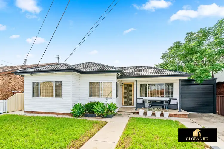 8 Warrumbungle Street, Fairfield West NSW 2165