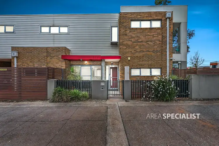 19 Derbyshire Lane, Dandenong VIC 3175