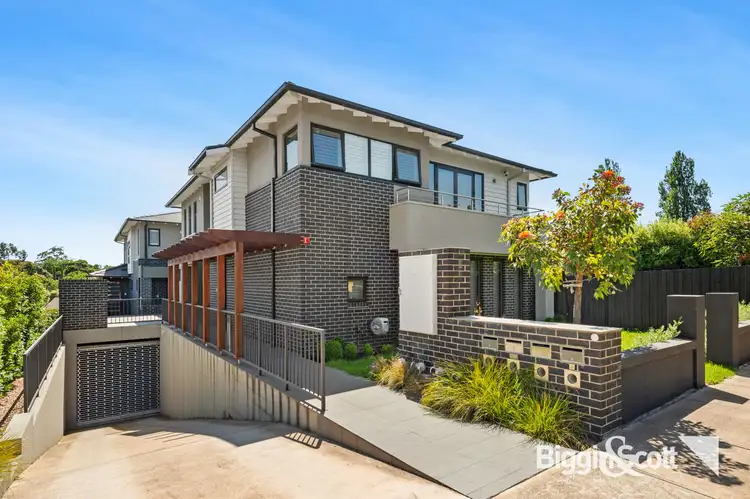 2/7 Ascot Street, Doncaster East VIC 3109