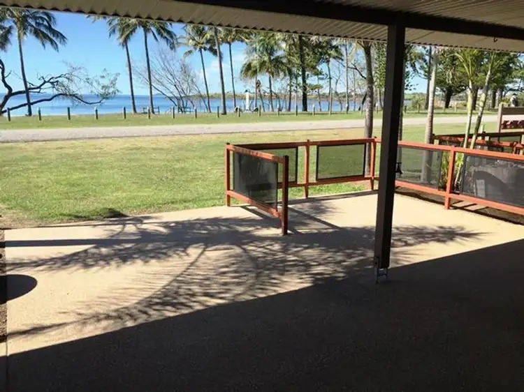 2/36 The Esplanade, Grasstree Beach QLD 4740