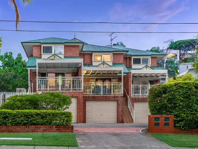 2/31 Wright Street, Balmoral QLD 4171