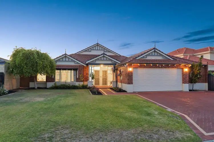 15 Cronulla Place, Hillarys WA 6025