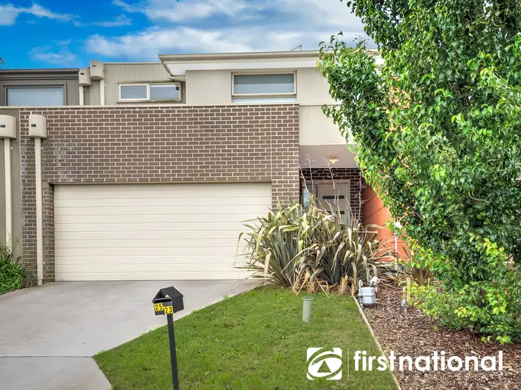 25/23 Atlantic Drive, Pakenham VIC 3810