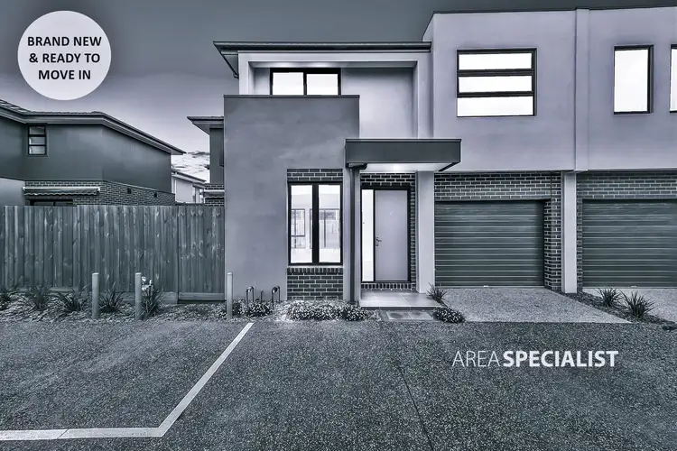 Main view of Homely townhouse listing, 5 Hakea Place, Keysborough VIC 3173