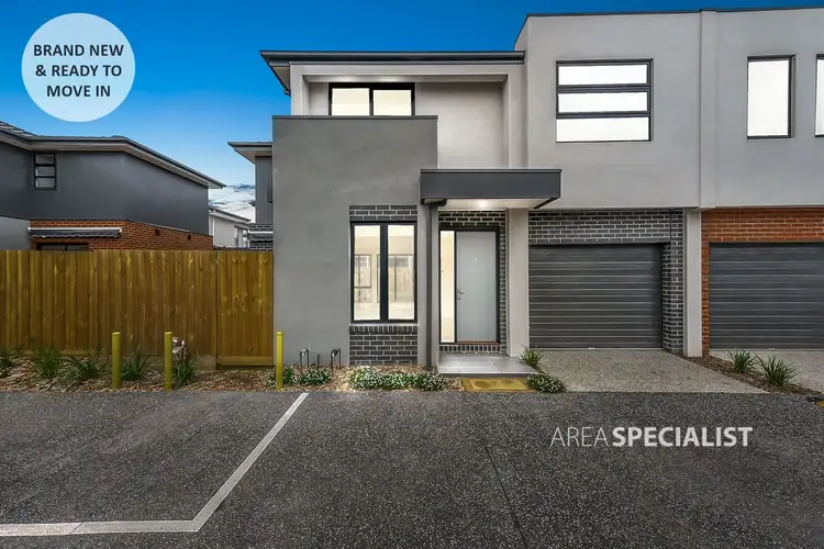Second view of Homely townhouse listing, 5 Hakea Place, Keysborough VIC 3173