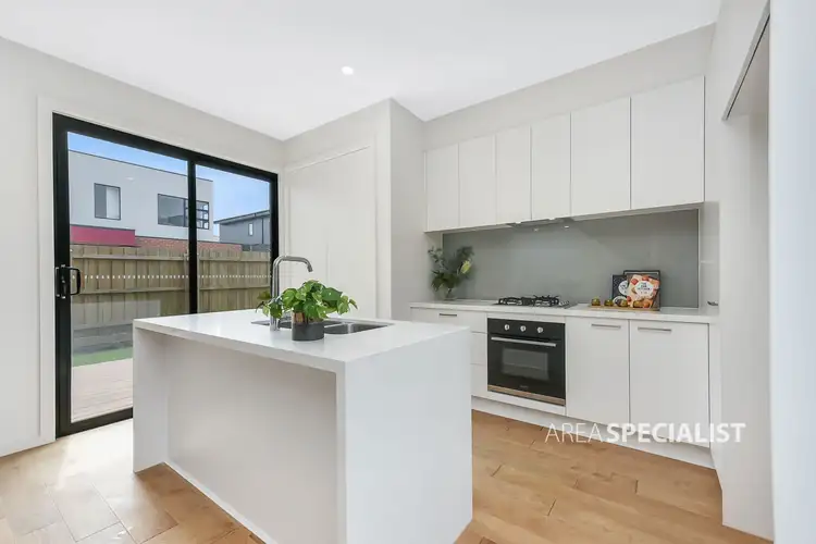 Sixth view of Homely townhouse listing, 5 Hakea Place, Keysborough VIC 3173